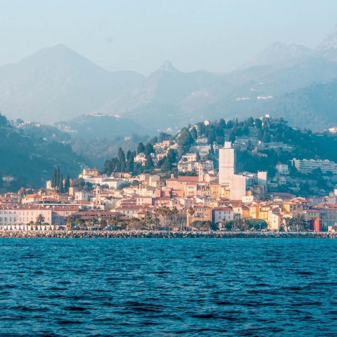 The most beautiful panoramas over the town of Menton