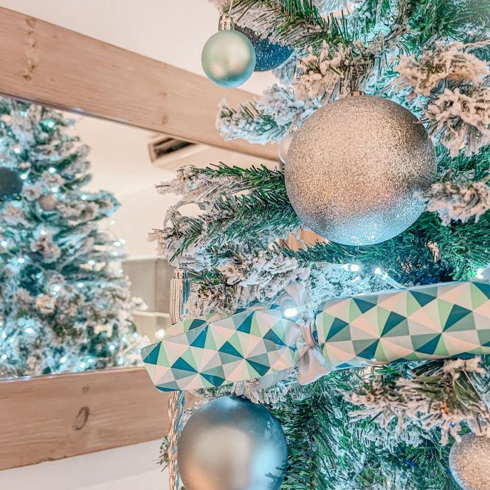 Christmas: Menton and Hôtel Méditerranée shine merry and bright