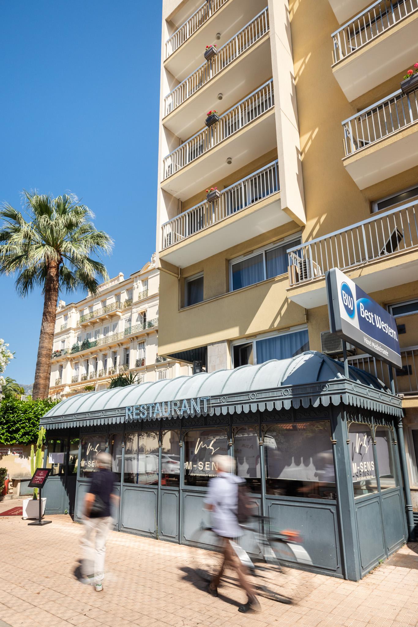 Hotel Mediterannée Menton - Facade