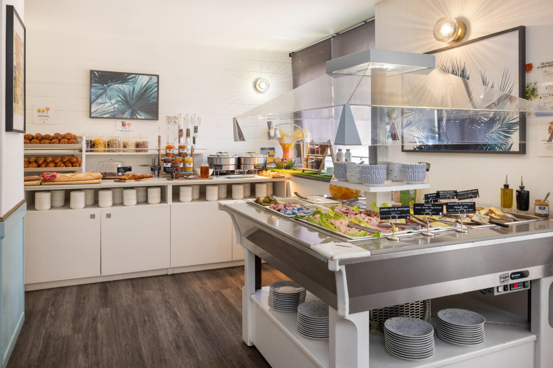 Hotel Mediterannée Menton - Petit-Déjeuner