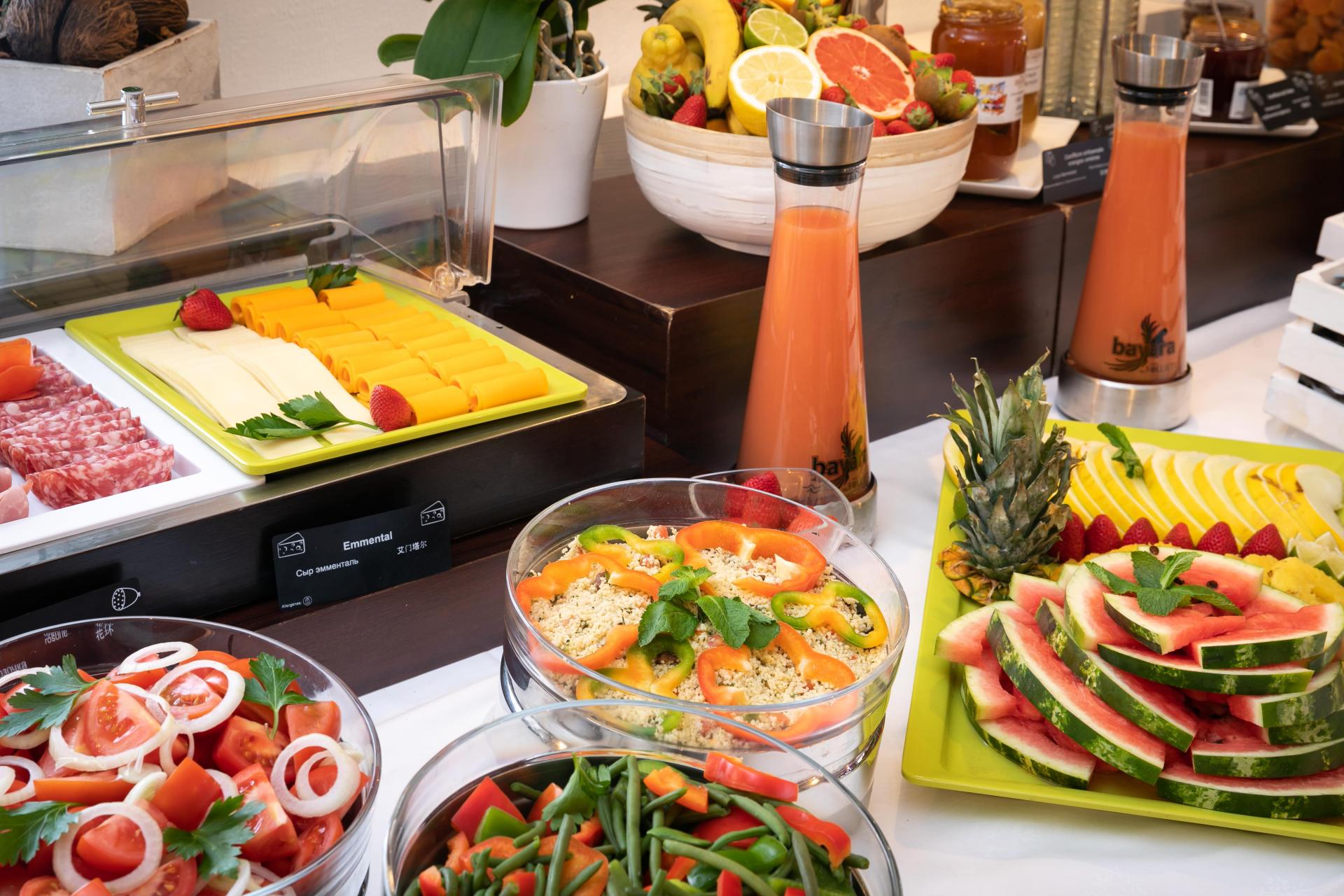 Hotel Mediterannée Menton - Petit-Déjeuner